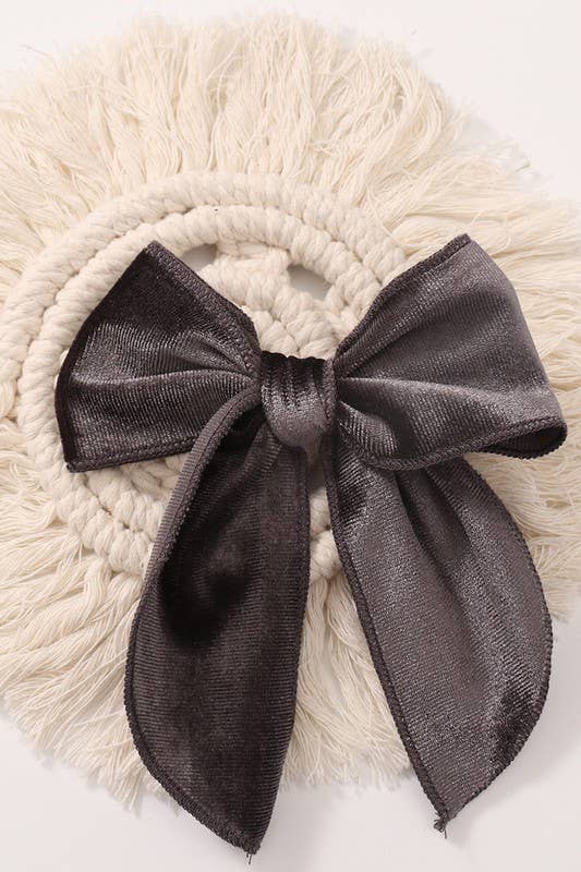 Edged Velvet Bows With Clip