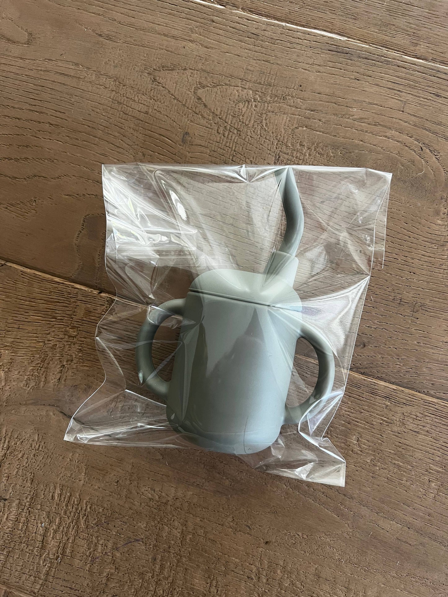Sippy Cup with Straw Color: Pebble
