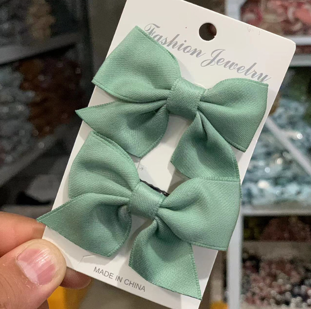 Velvet Bow Clips